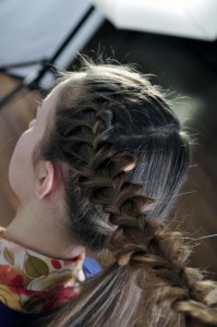 Модные прически с косами
